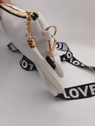 Bolso blanco bandolera LOVE