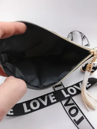 Bolso blanco bandolera LOVE