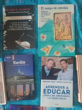 Lote de libros 1 x 3 euros, 3 x 5 euros.