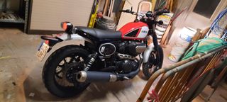 Yamaha SCR 950 cc