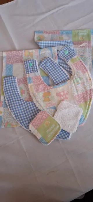 Conjunto set bebé. Canastilla