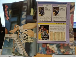 Revista Gigantes del basket 250 - 20 agosto 1990