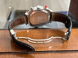 Reloj Guess Collection Swiss Made Negro/Plata