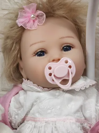 Bebé Reborn con Accesorios
