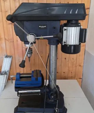 Taladro de columna Einhell BT-BD 801 E
