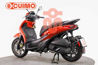 PIAGGIO BEVERLY 300 HPE