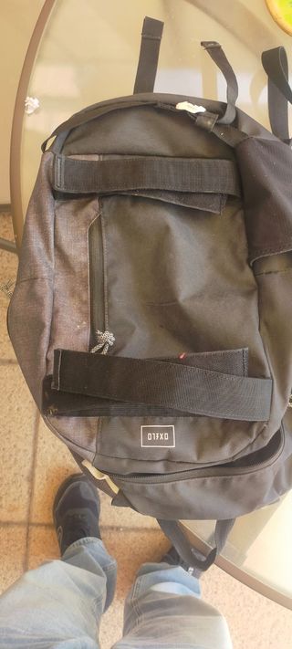 Skate OXELO con protecciones y mochila