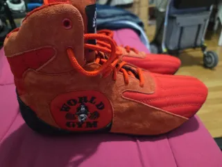 Botas Boxeo World Gym Rojas y Negras