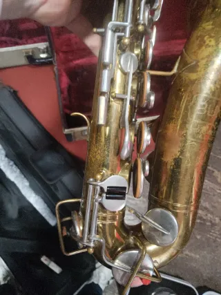 Saxofón Selmer Americano