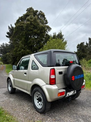 Suzuki Jimny 2002