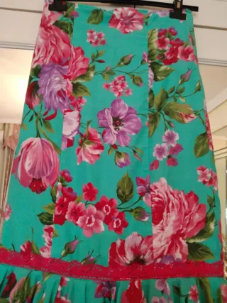 Falda flamenca floral