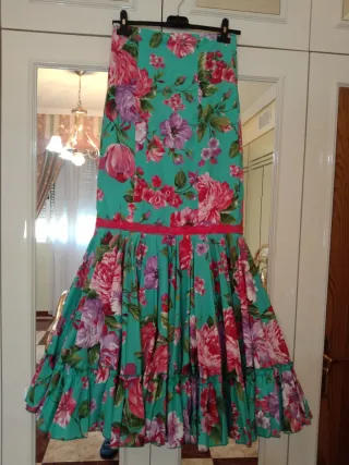 Falda flamenca floral