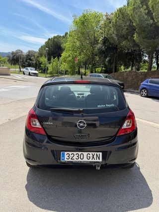 Opel Corsa 2010 1.2 gasolina 65.000 km