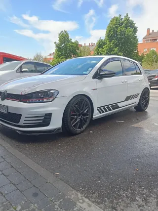 Volkswagen Golf 2016