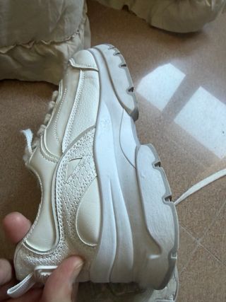 Zapatillas deportivas blancas