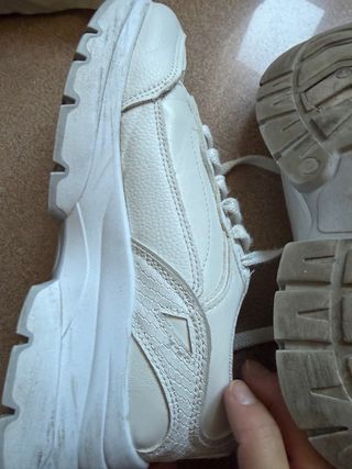 Zapatillas deportivas blancas
