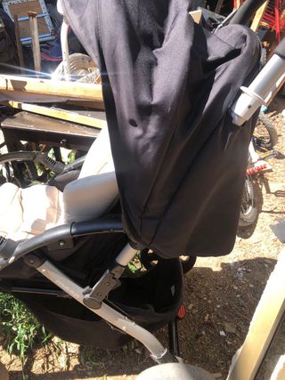 Silla de paseo negra y beige