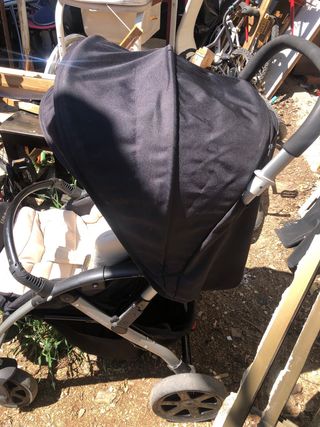 Silla de paseo negra y beige