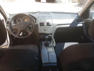 Mercedes-Benz Clase C 2010