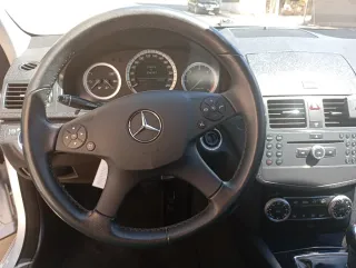 Mercedes-Benz Clase C 2010