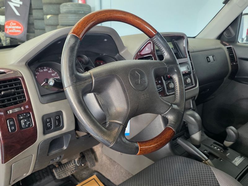 Mitsubishi Montero 2002, foto 19