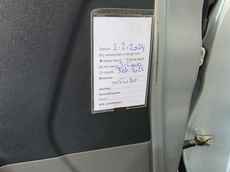 Mitsubishi Montero 2002, foto 38