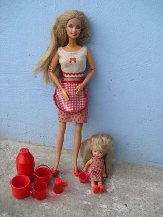 Barbie e Kelly Fun Treats Strawberry Doll Mattel