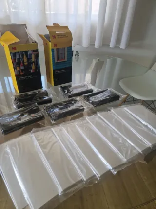 5 Cartuchos y 200 hojas Kodak Dock Plus 4