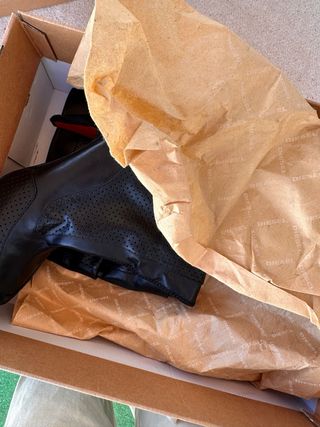 Botas Diesel Tacón Perforadas Negras