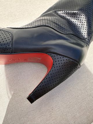 Botas Diesel Tacón Perforadas Negras