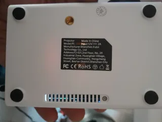 Mini proyector blanco