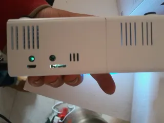 Mini proyector blanco