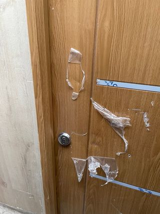 Puerta de entrada metal