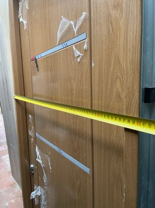 Puerta de entrada metal