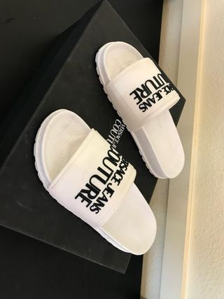 Chanclas Versace Jeans Couture Talla 36