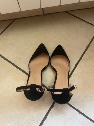 Scarpe nere punta tacco quadrato