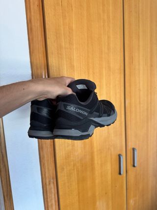 Zapatillas Salomon Gore-Tex Negras/Grises Sin caja