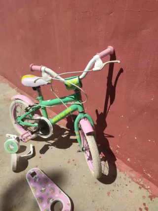 ¡Ideal para sus primeros pedaleos! Vendo bicicleta