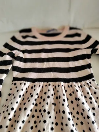 Roupa infantil às riscas e bolinhas Vestido menina