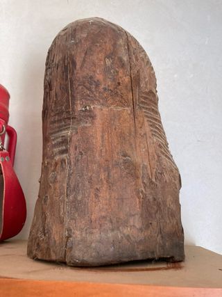Escultura de madera única