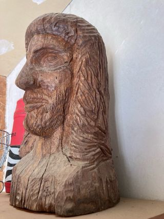 Escultura de madera única