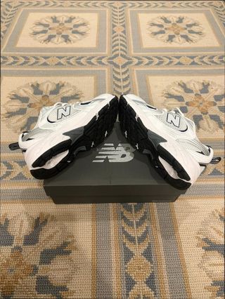 New Balance 530 Talla 36 Blanco Plata Marino