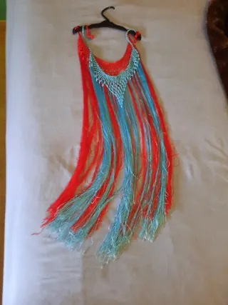 Mantoncillo cuello azul y rojo 2