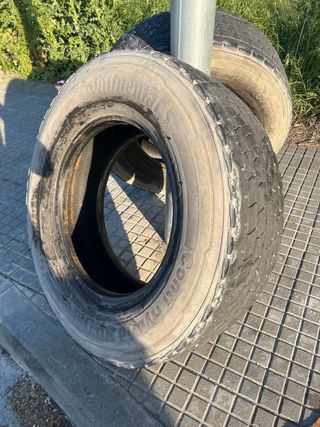 2 Neumáticos Continental Los dos por 200€