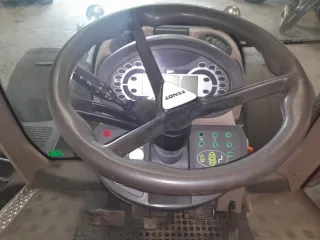 Tractor Fendt 824 Vario SCR