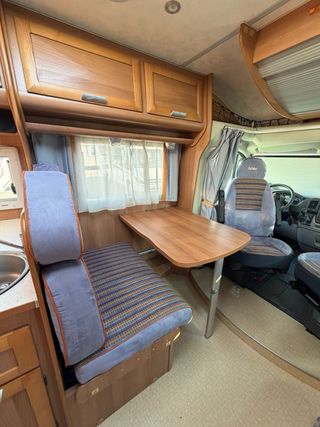 Autocaravana perfilada