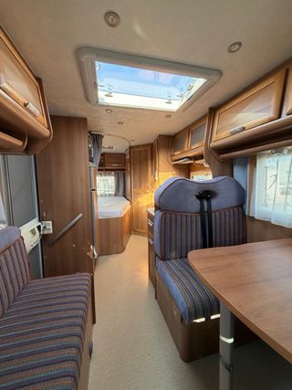 Autocaravana perfilada