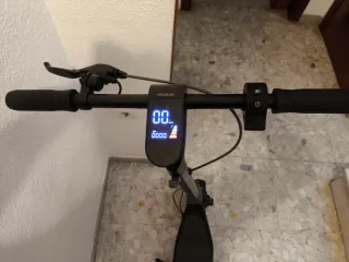 Monopatín Eléctrico Negro