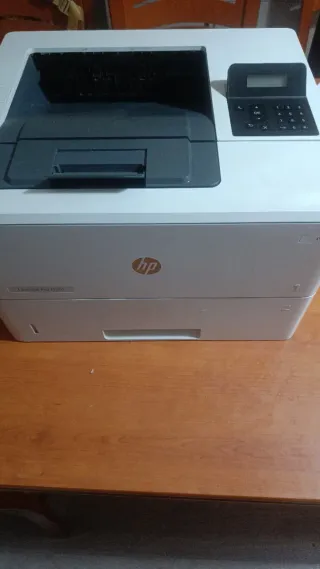 Impresora HP LaserJet Pro M501