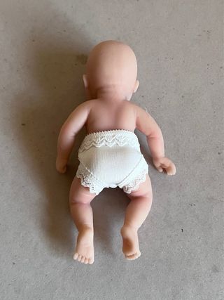 Muñeca Reborn 13 cm + Accesorios